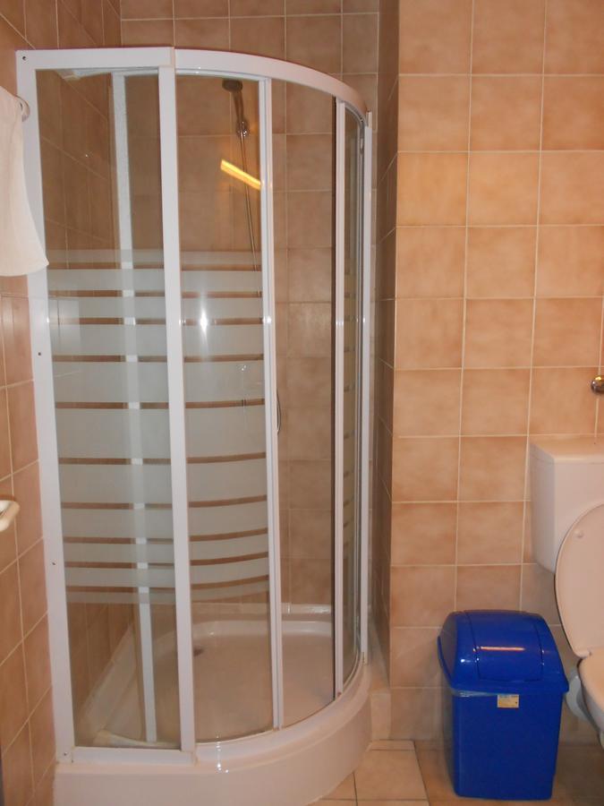 Hotel Hvezda Kromeriz Ngoại thất bức ảnh